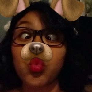 Meet your Posher, Mireya